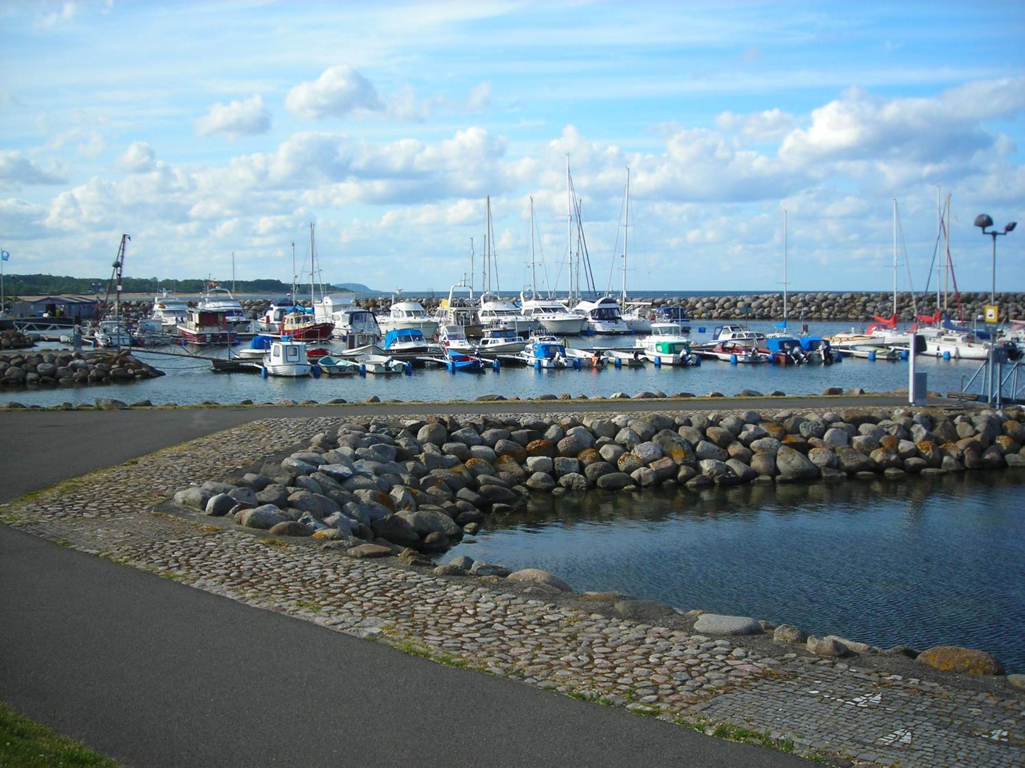 Solrosen I Simrishamn - Oesterlen Kültér fotó