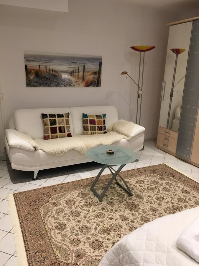 Solrosen I Simrishamn - Oesterlen Kültér fotó